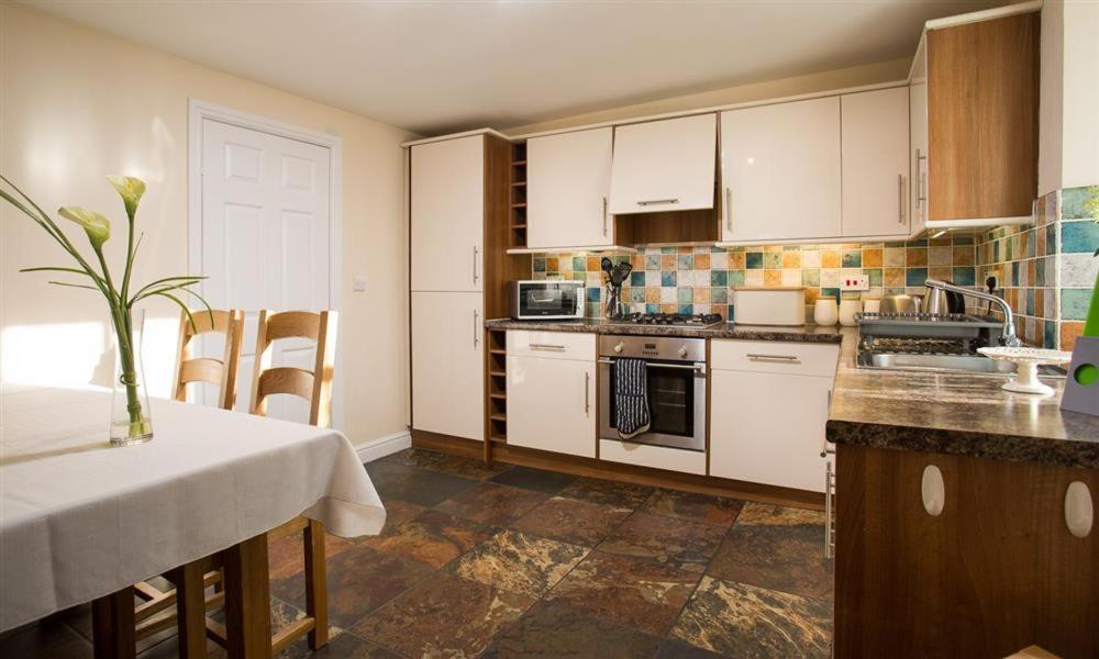 Woodside West Villa Bowness-on-Windermere Buitenkant foto